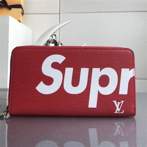 supreme louis vuitton chain wallet fake|Louis Vuitton x supreme cartera.